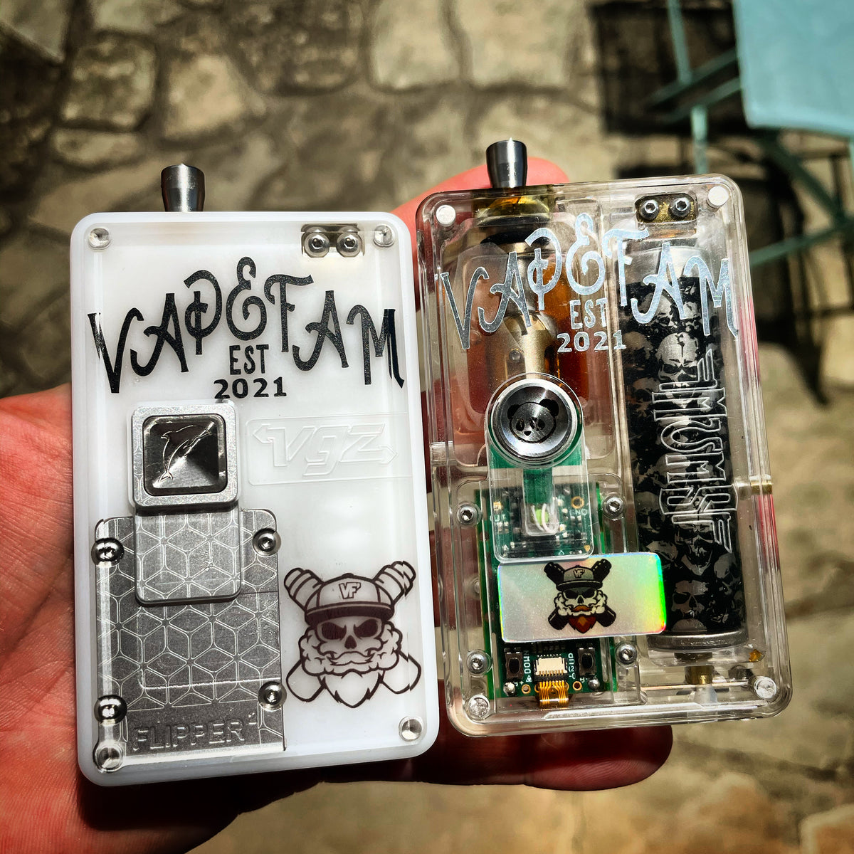 Sticker dcoratif haut pour Billet Box Vape Fam' Sticker dcoratif haut pour Billet Box Vape Fam'